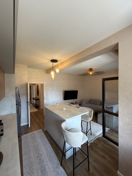 Cartierul Latin, inchiriere apartament 3 camere, mobilat modern!