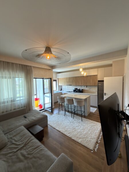 Cartierul Latin, inchiriere apartament 3 camere, mobilat modern!